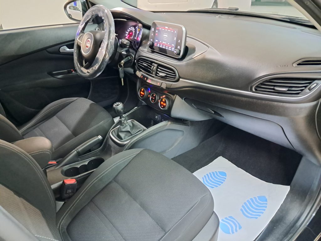 FIAT TIPO SW 1.4 T-JET LOUNGE