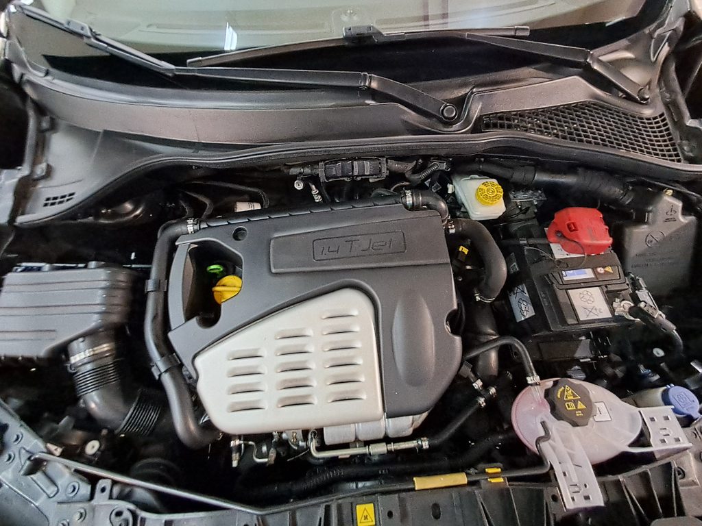 FIAT TIPO SW 1.4 T-JET LOUNGE