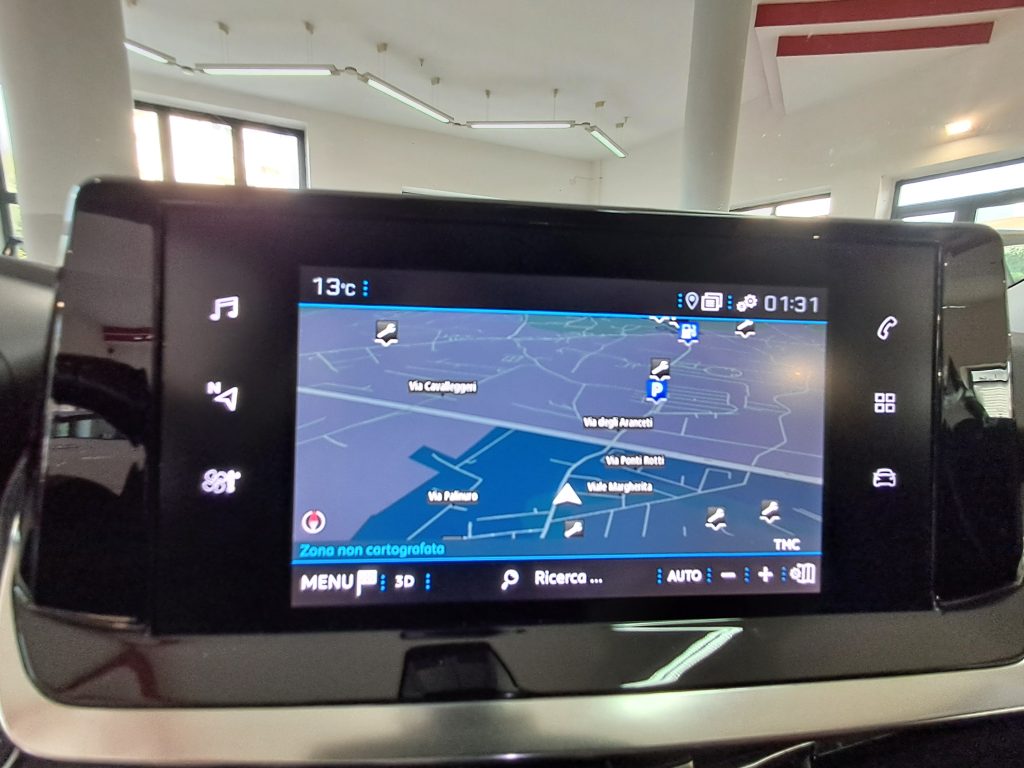 PEUGEOT 2008 PureTech 100 S&S Allure