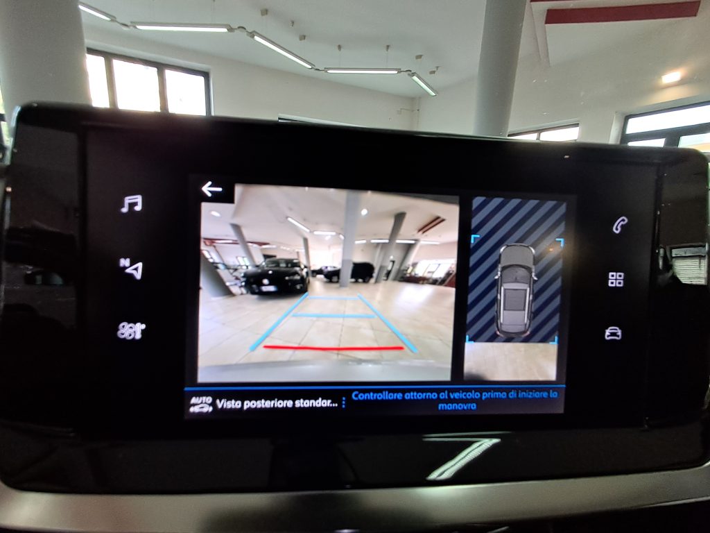 PEUGEOT 2008 PureTech 100 S&S Allure