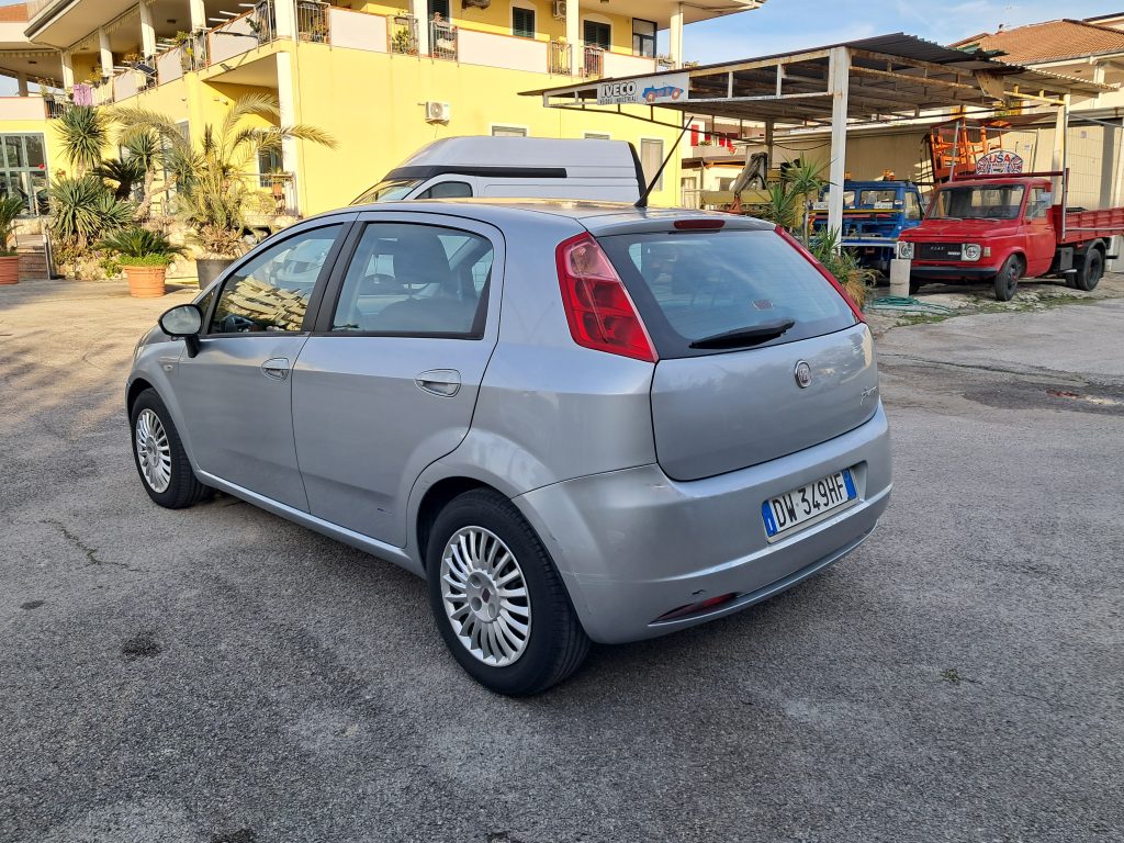 FIAT GRANDE PUNTO 1.3 MJT DYNAMIC