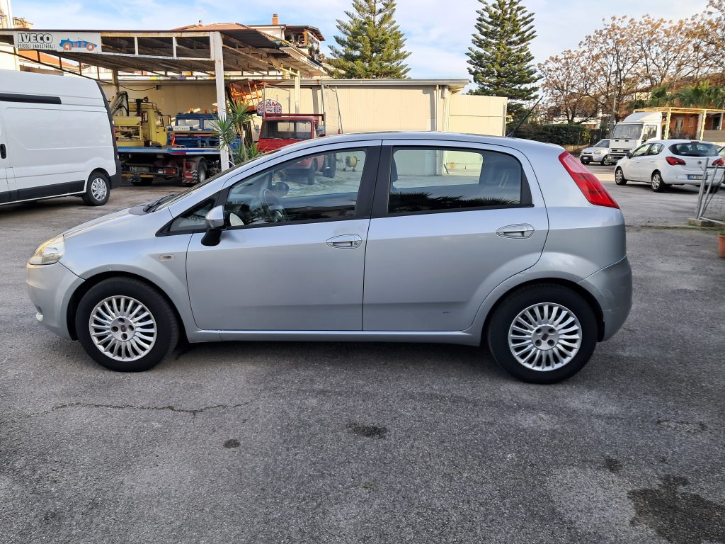 FIAT GRANDE PUNTO 1.3 MJT DYNAMIC
