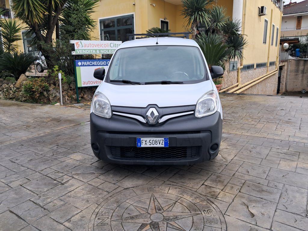 RENAULT KANGO FURGONE 1.5 DCI 3 POSTI IN CABINA(OK NEOPATENTATI)