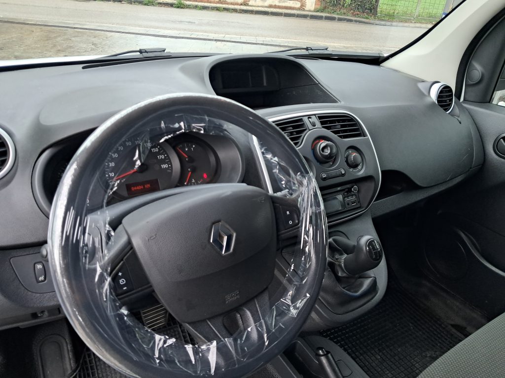 RENAULT KANGO FURGONE 1.5 DCI 3 POSTI IN CABINA(OK NEOPATENTATI)