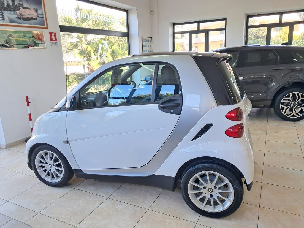 SMART FORTWO 1.0 MHD PASSION (ADATTA NEOPATENTATI)