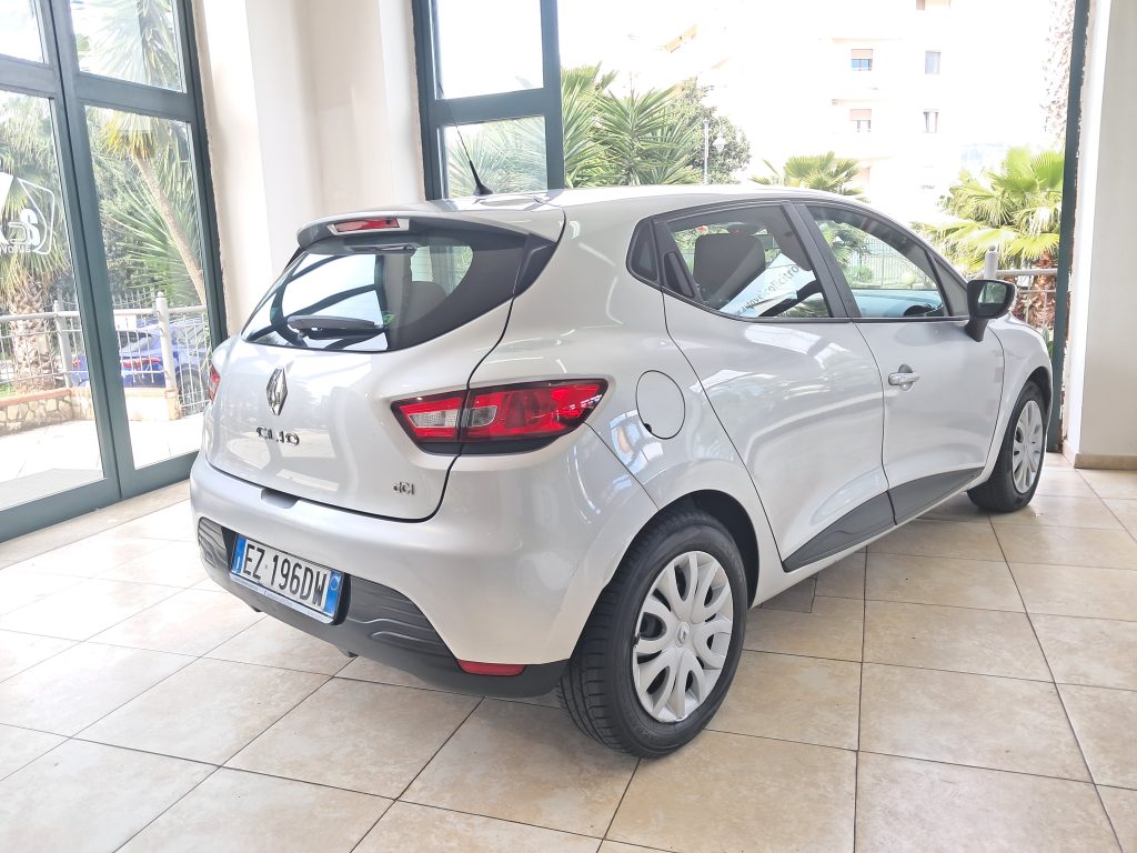 RENAULT CLIO 1.5 DCI R-LINK