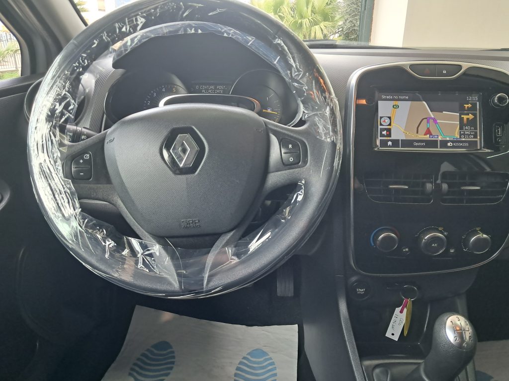 RENAULT CLIO 1.5 DCI R-LINK