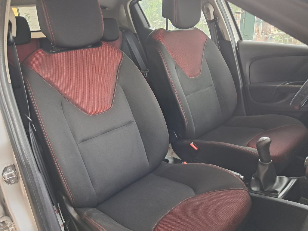 RENAULT CLIO 1.5 DCI R-LINK