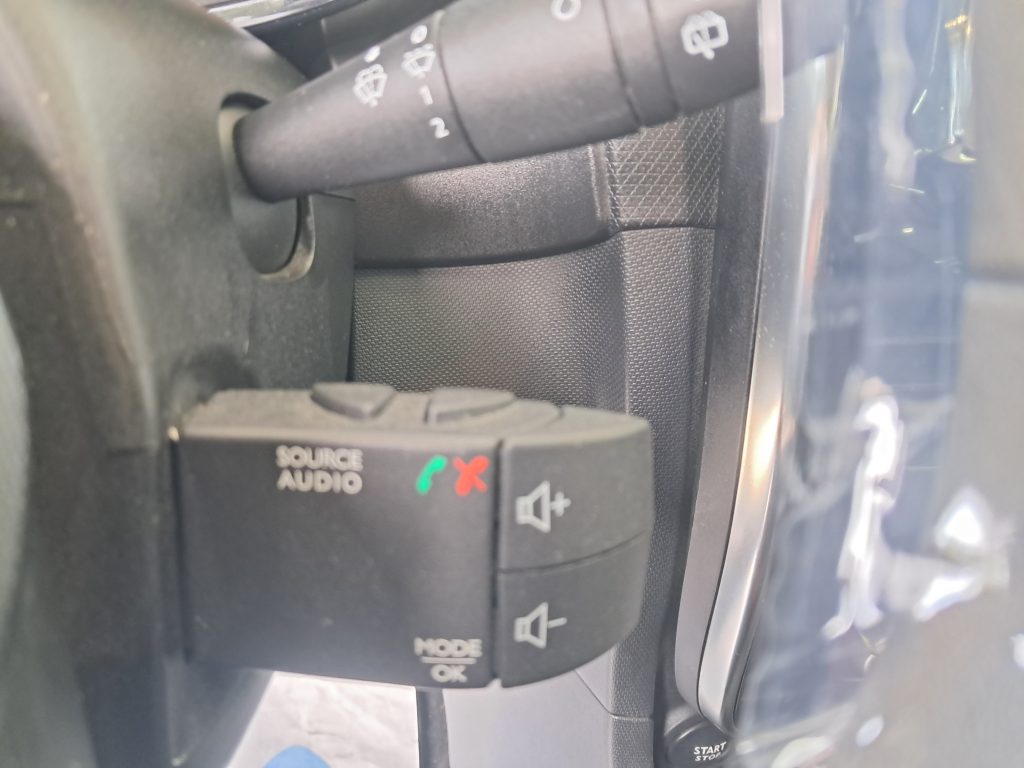 RENAULT CLIO 1.5 DCI R-LINK