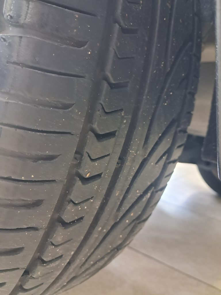 CITROEN C3 1.2 BENZ. EXCLUSIVE