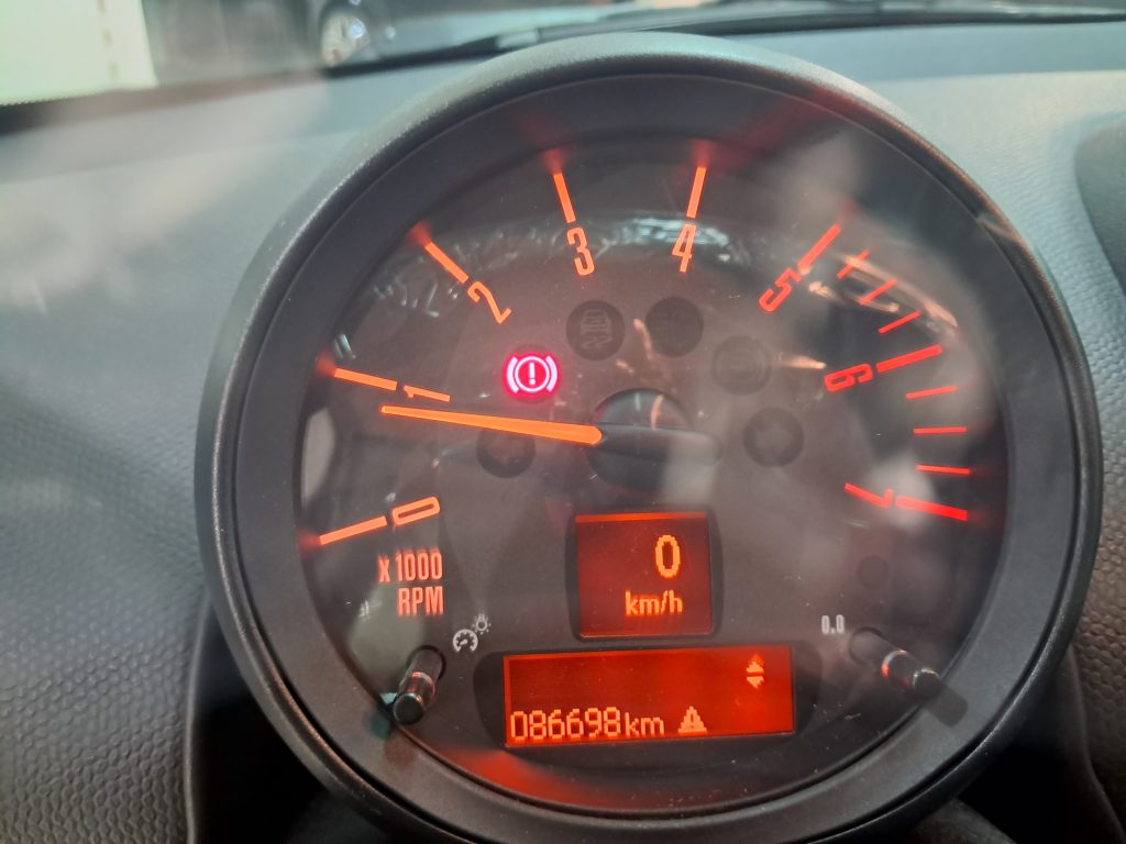 MINI COUNTRYMAN ONE 1.5D