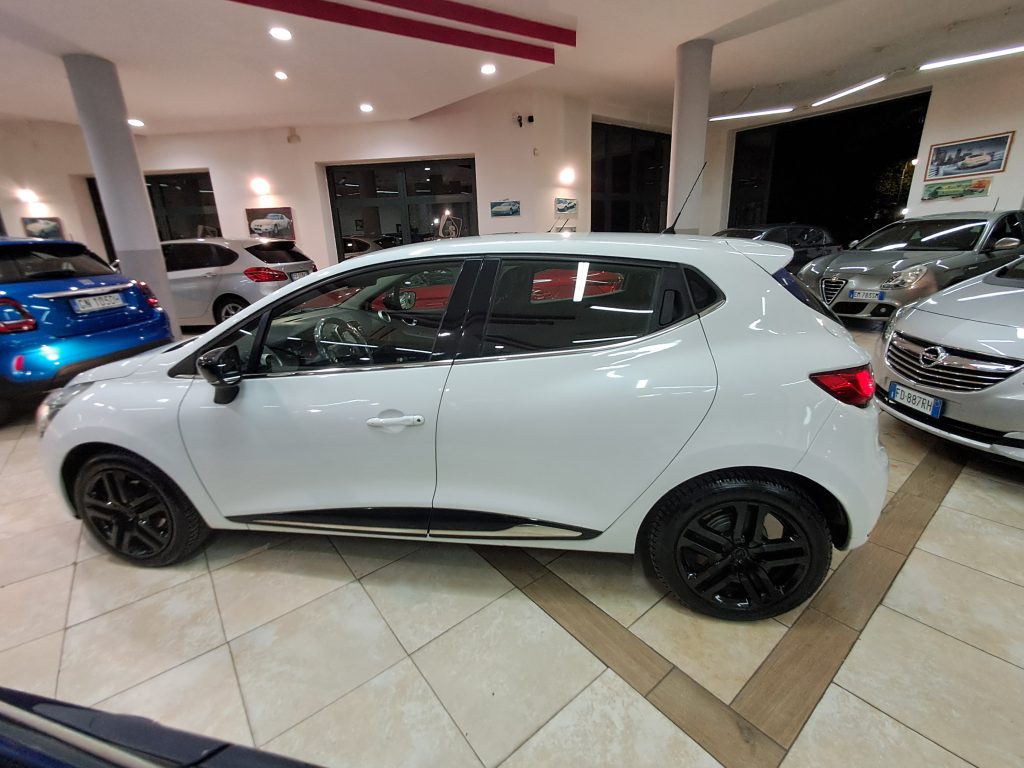 RENAULT CLIO 0.9 ENERGY DUEL GPL CASA MADRE