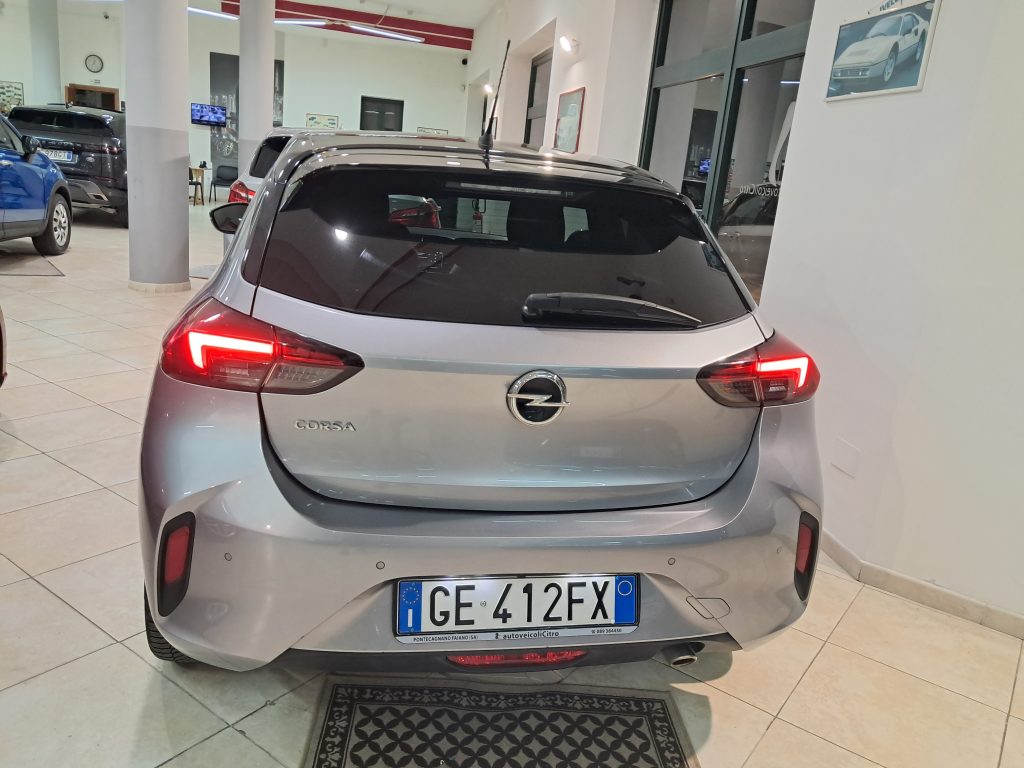 OPEL CORSA 1.2 BENZ. GS LINE B-COLOR