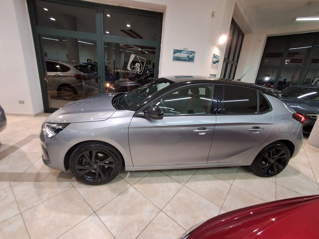 OPEL CORSA 1.2 BENZ. GS LINE B-COLOR