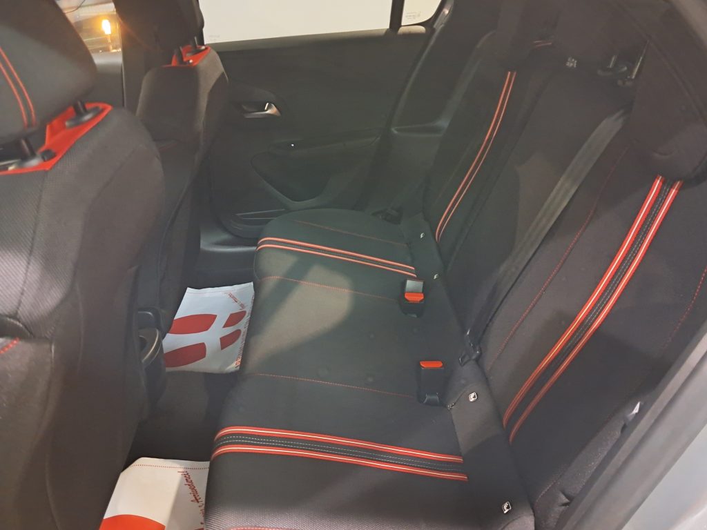 OPEL CORSA 1.2 BENZ. GS LINE B-COLOR