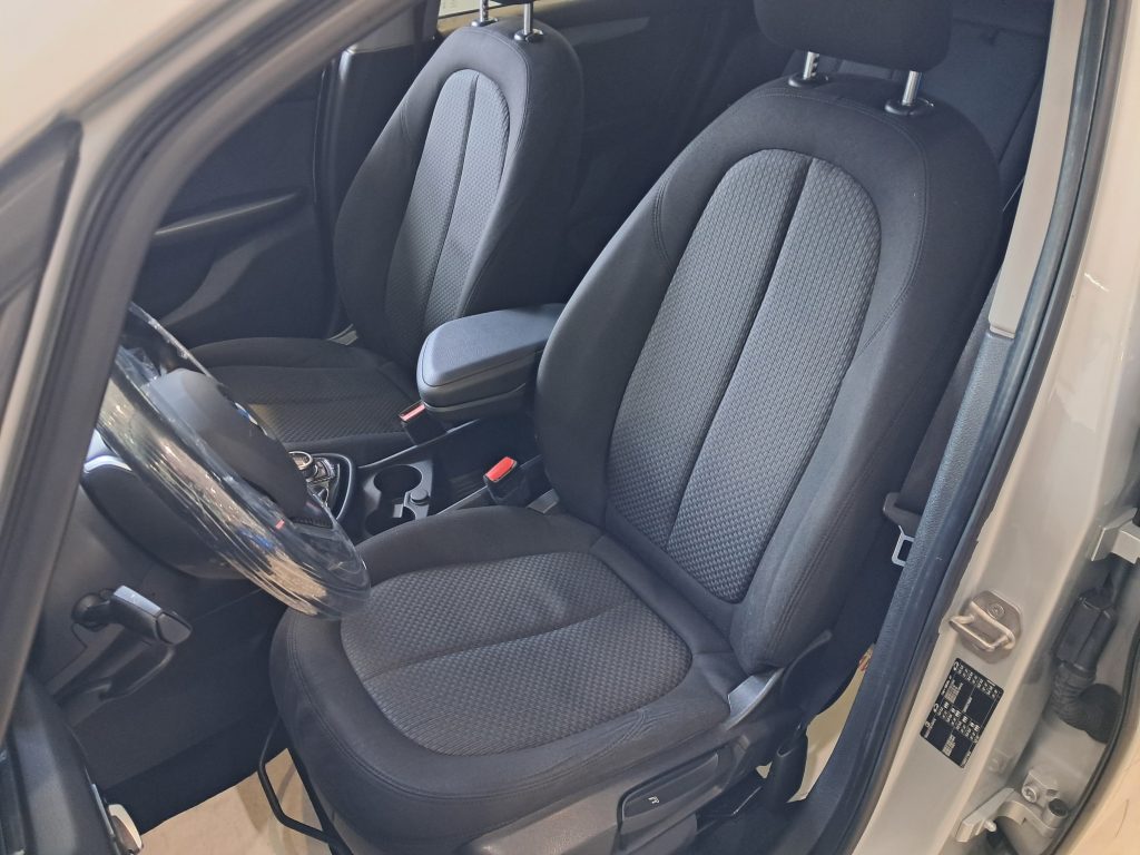 BMW Serie 2 216d Active Tourer (F45)