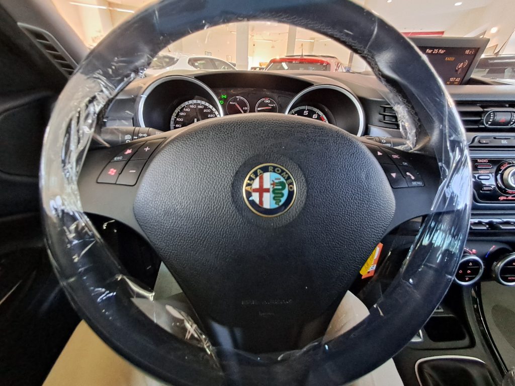 ALFA ROMEO GIULIETTA DISTINCTIVE 1.4 TURBO GPL(CASA MADRE)