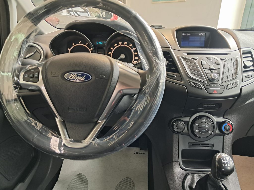 FORD FIESTA 1.4 GPL CASA MADRE TITANIUM(ADATTA NEOPATENTATI)