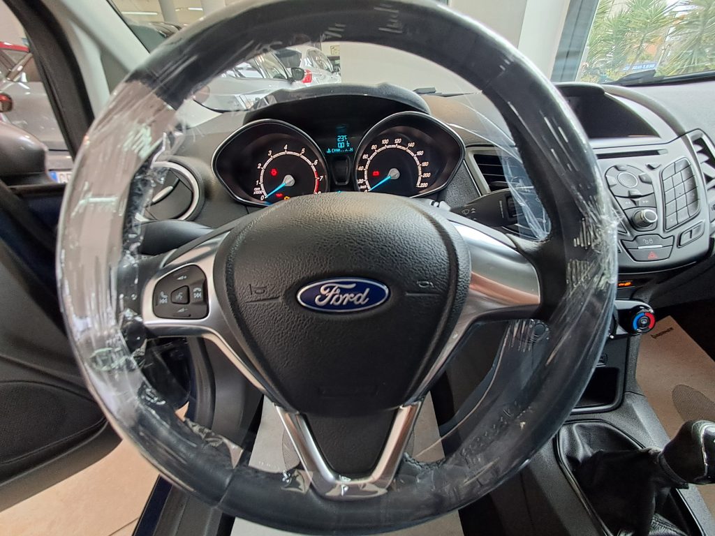 FORD FIESTA 1.4 GPL CASA MADRE TITANIUM(ADATTA NEOPATENTATI)
