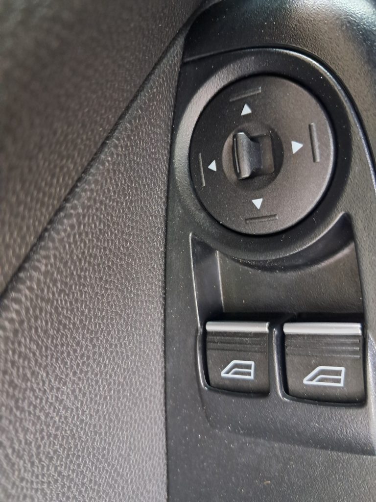 FORD FIESTA 1.4 GPL CASA MADRE TITANIUM(ADATTA NEOPATENTATI)