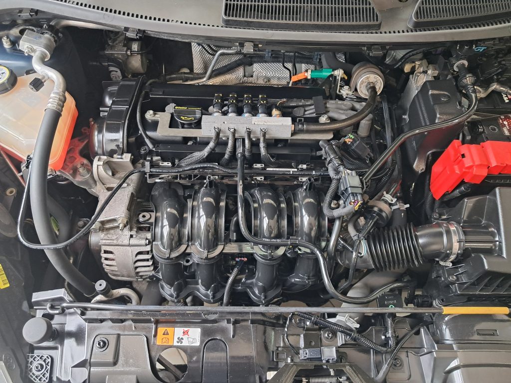 FORD FIESTA 1.4 GPL CASA MADRE TITANIUM(ADATTA NEOPATENTATI)