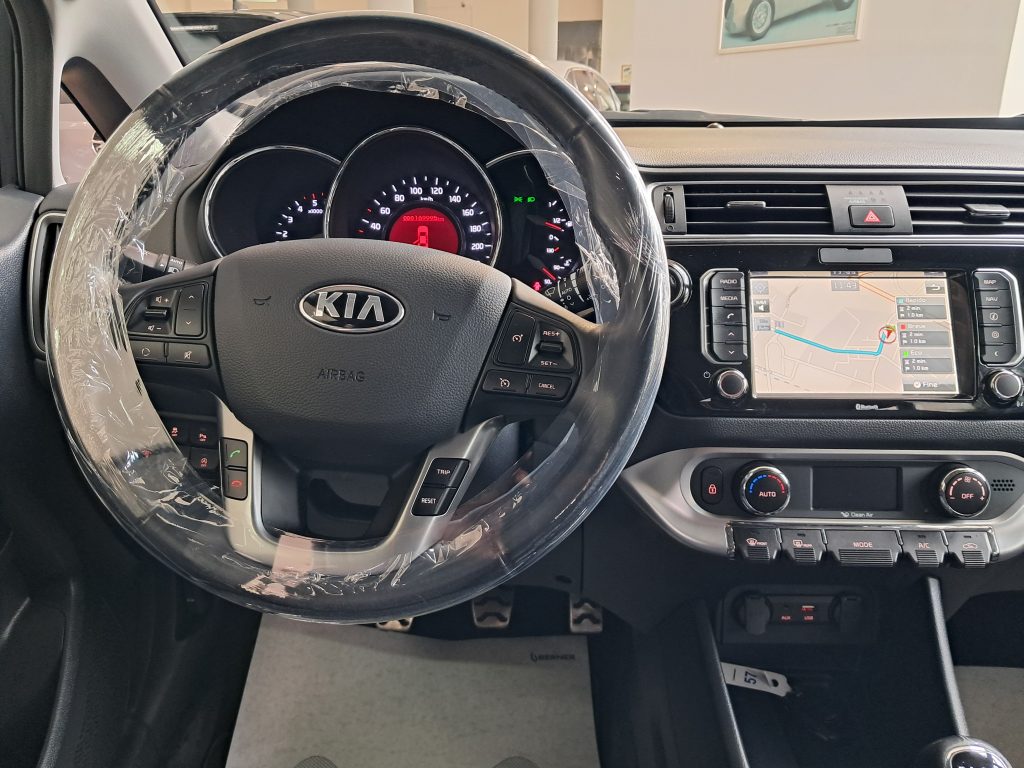 KIA RIO 1.4 CRDI COOL COLLECTION