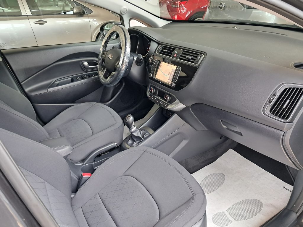 KIA RIO 1.4 CRDI COOL COLLECTION
