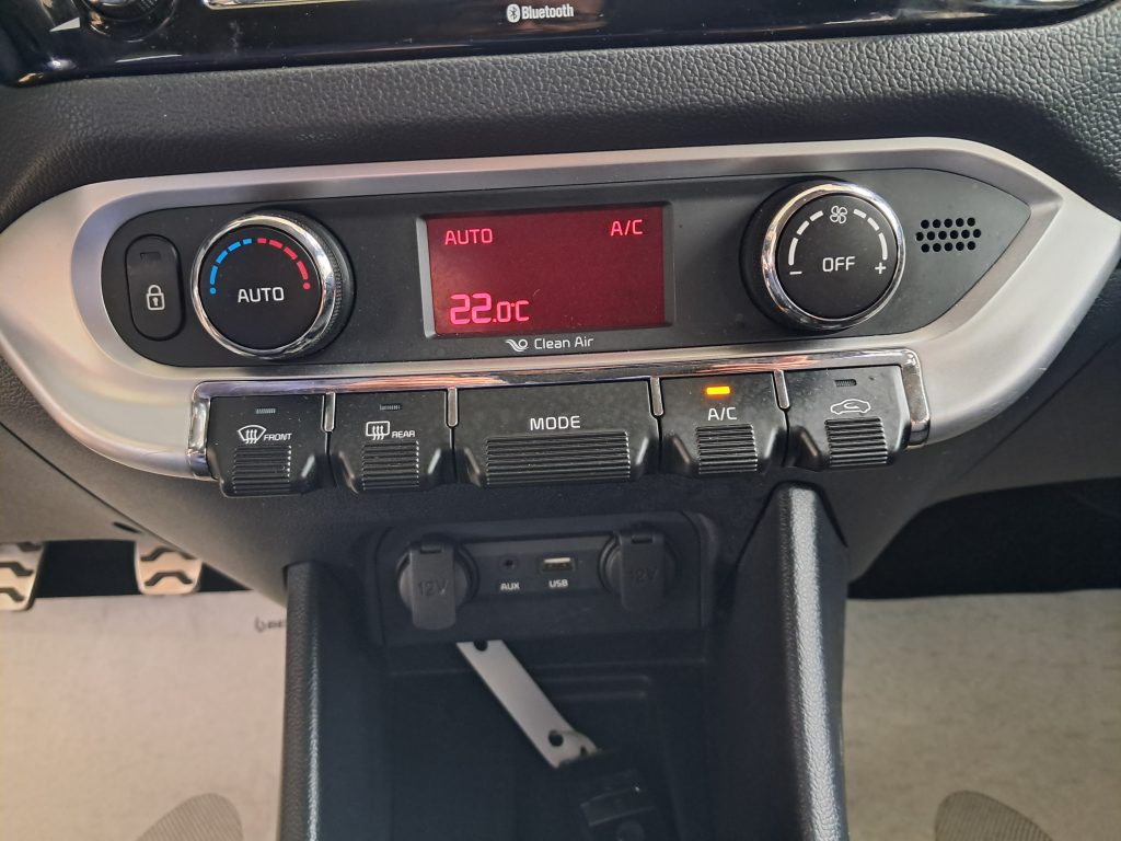 KIA RIO 1.4 CRDI COOL COLLECTION