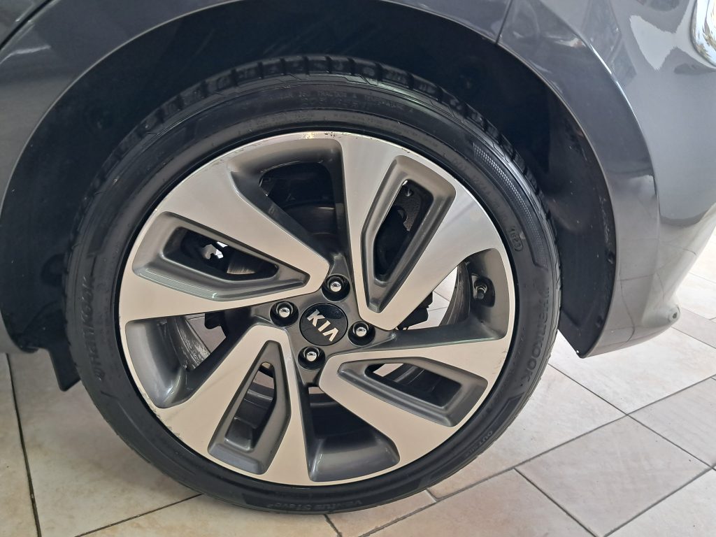 KIA RIO 1.4 CRDI COOL COLLECTION