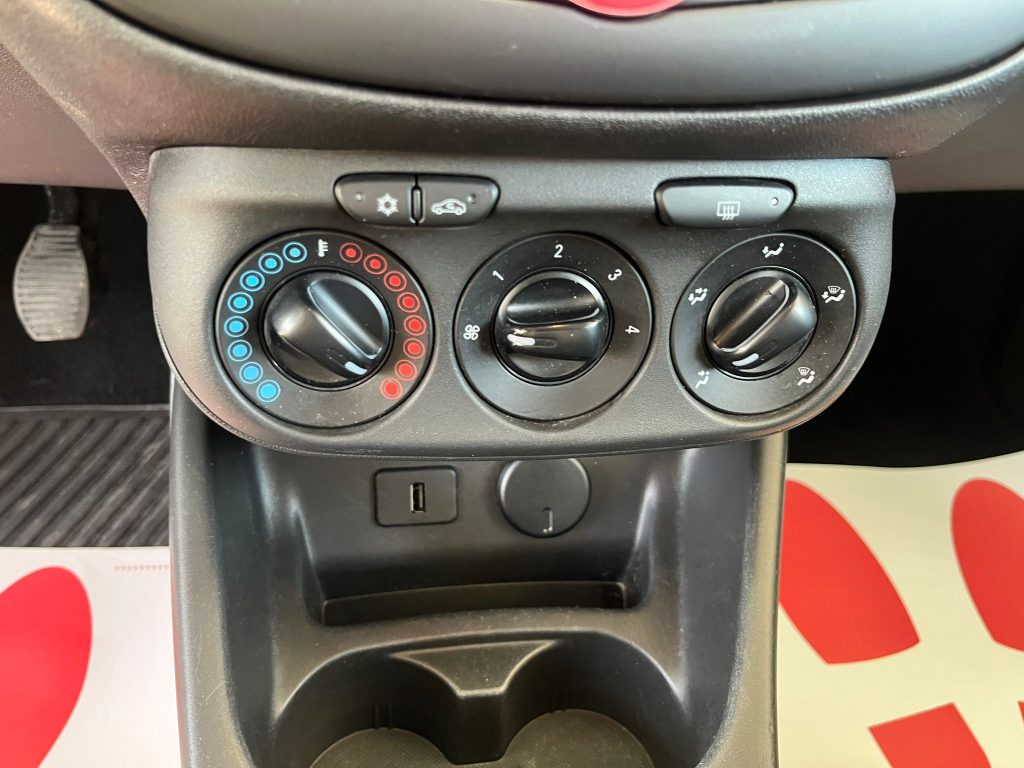 OPEL CORSA 1.3 MJT CDTI ADVANCE(MOTORE REVISIONATO KM O/12 MESI DI GARANZIA)