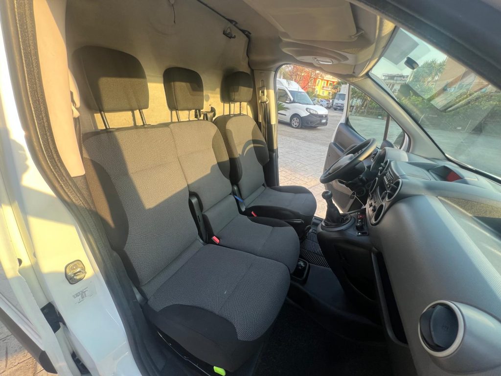 PEUGEOT PARTNER 1.6 HDI 100CV 3 POSTI IN CABINA