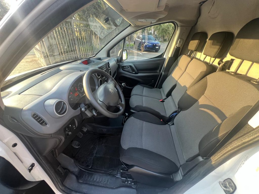 PEUGEOT PARTNER 1.6 HDI 100CV 3 POSTI IN CABINA