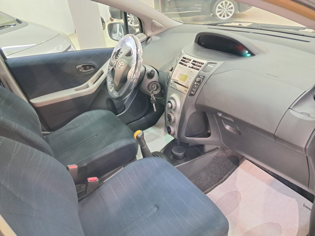 TOYOTA YARIS 1.0 5 PORTE SOL