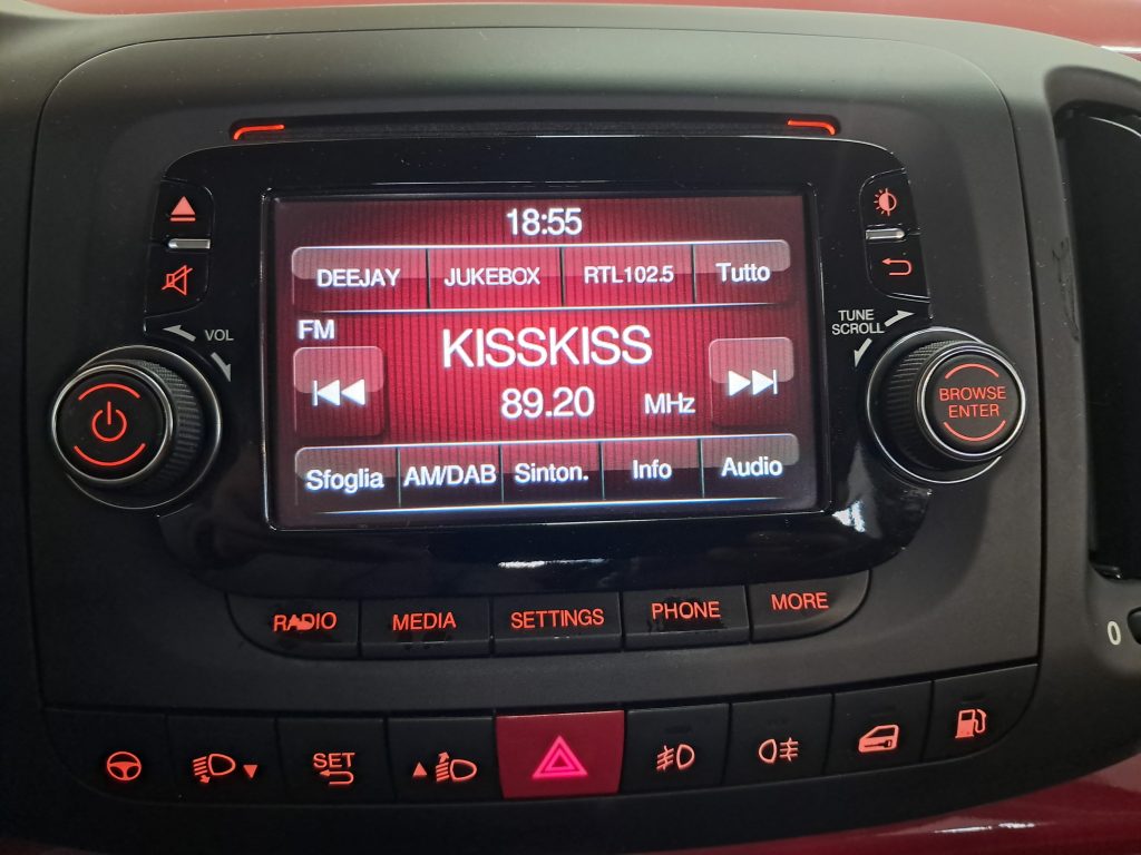 FIAT 500L1.4 T-JET(GPL CASA MADRE) B-COLOR