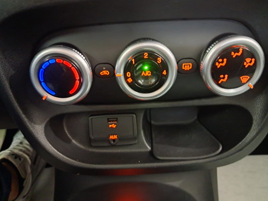 FIAT 500L1.4 T-JET(GPL CASA MADRE) B-COLOR