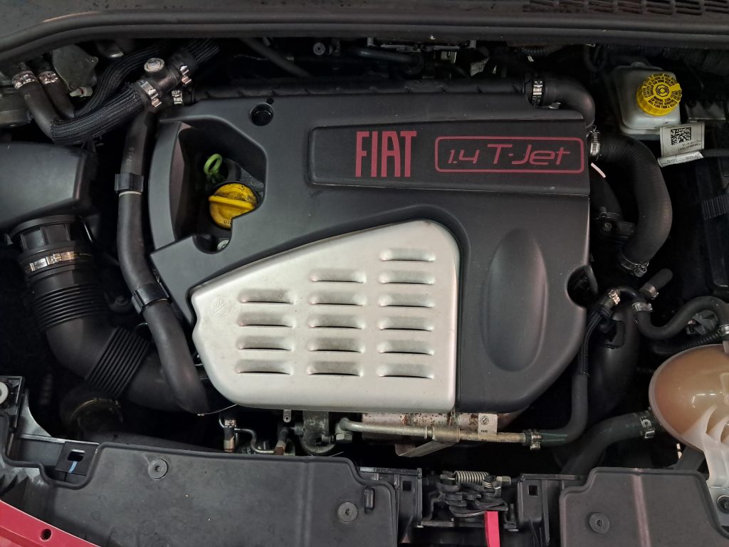 FIAT 500L1.4 T-JET(GPL CASA MADRE) B-COLOR