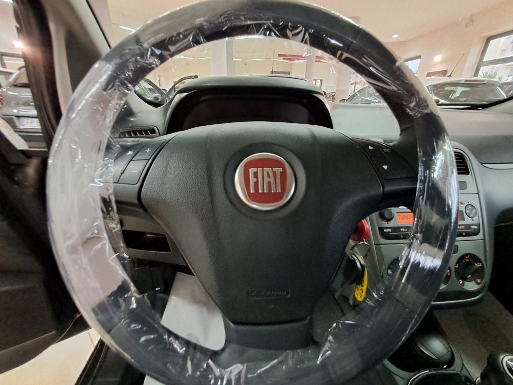 FIAT GRANDE PUNTO 1.2 GPL(Motore revisionato Km 0/Kit Frizione Nuovo))