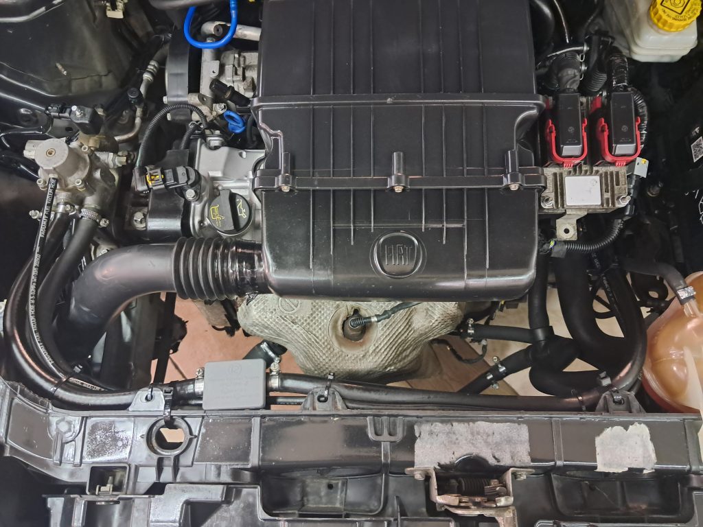 FIAT GRANDE PUNTO 1.2 GPL(Motore revisionato Km 0/Kit Frizione Nuovo))
