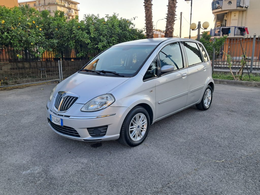 LANCIA MUSA 1.3 MJT ORO PLUS
