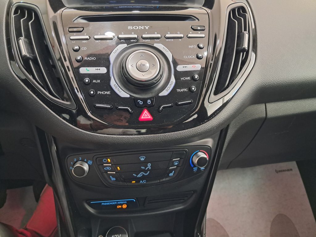 FORD B-MAX TITANIUM 1.4 BENZ.