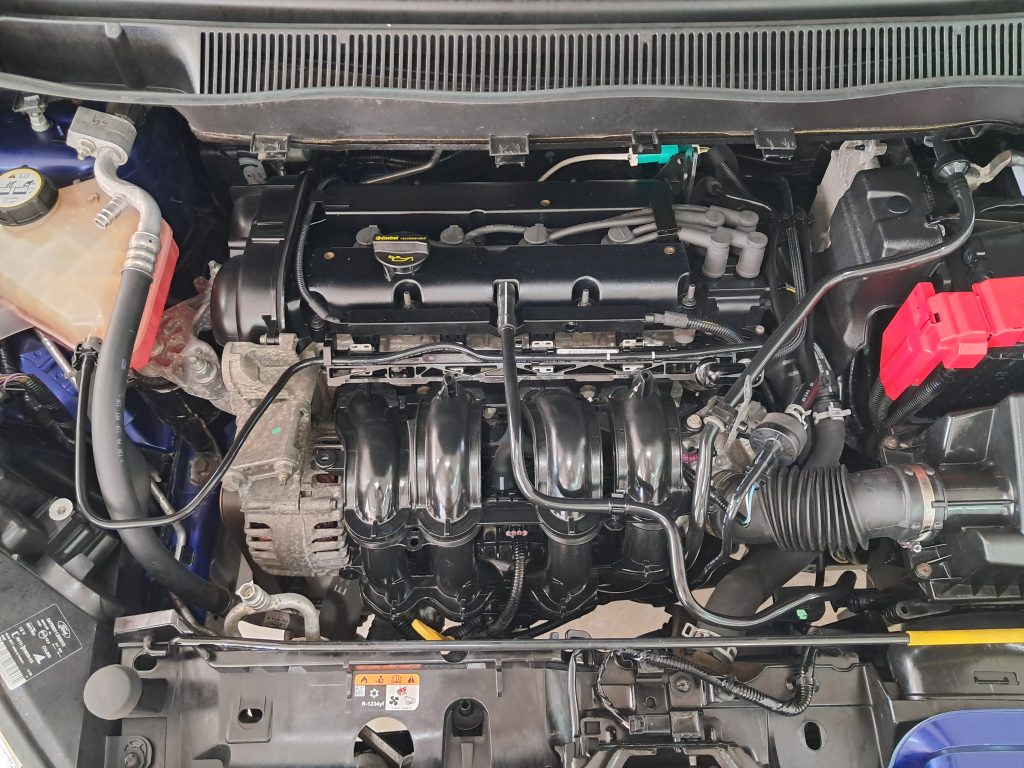 FORD B-MAX TITANIUM 1.4 BENZ.