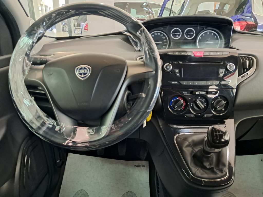 Lancia Ypsilon 1.2 Benz/Gpl