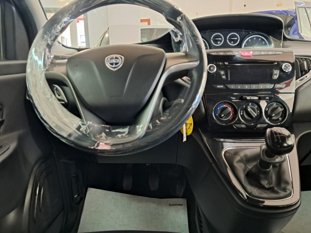 Lancia Ypsilon 1.2 Benz/Gpl