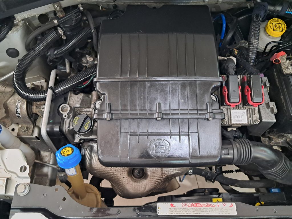 Lancia Ypsilon 1.2 Benz/Gpl