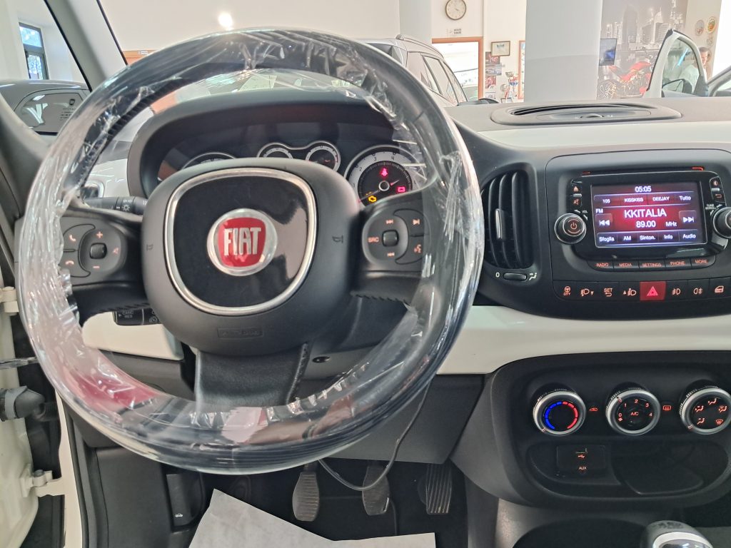 FIAT 500 L 1.3 MJT LOUNGE B-COLOR(MOTORE REVISIONATO KM 0)
