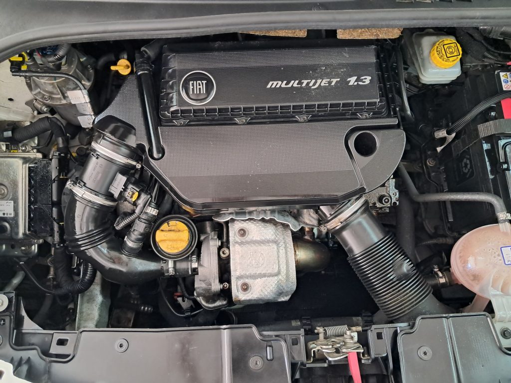 FIAT 500 L 1.3 MJT LOUNGE B-COLOR(MOTORE REVISIONATO KM 0)
