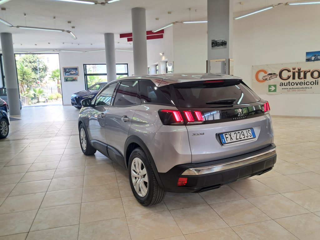 PEUGEOT 3008 1.5 HDI BUSINESS