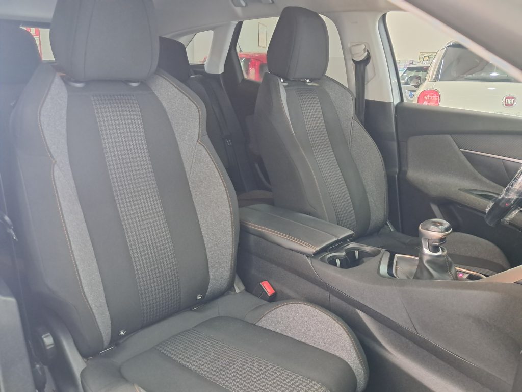 PEUGEOT 3008 1.5 HDI BUSINESS