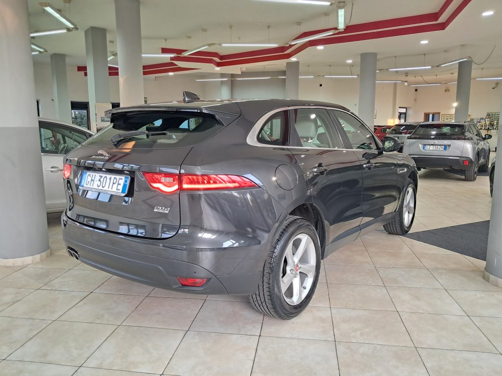 JAGUAR F-PACE PRESTIGE