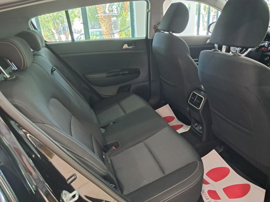 Kia sportage 1.6 Crdi diesel HYBRID